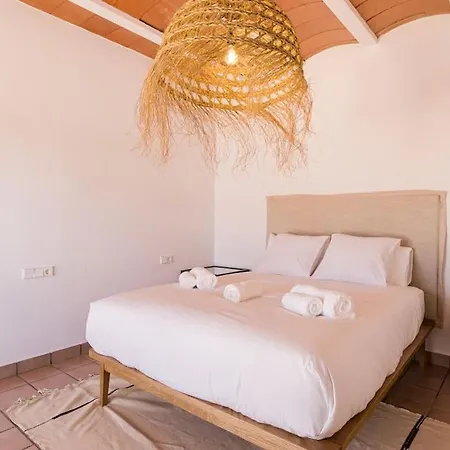 Your Perfect Hideaway Only 5 Minutes From Ibiza Villa *