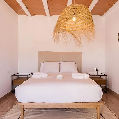 Villa Your Perfect Hideaway Only 5 Minutes From Ibiza