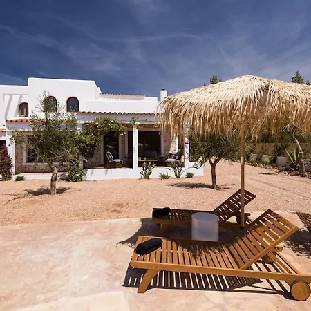 Your Perfect Hideaway Only 5 Minutes From Ibiza Santa Eularia des Riu