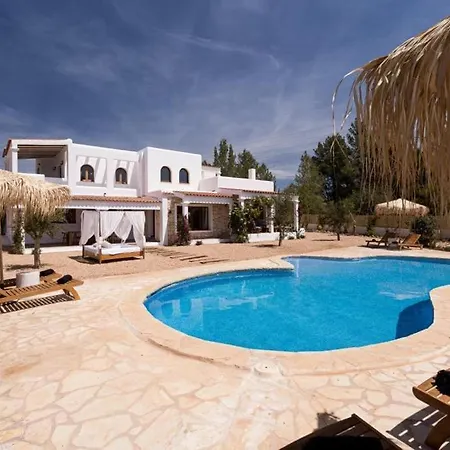 Your Perfect Hideaway Only 5 Minutes From Ibiza Villa *