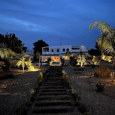 Willa Your Perfect Hideaway Only 5 Minutes From Ibiza Santa Eularia des Riu